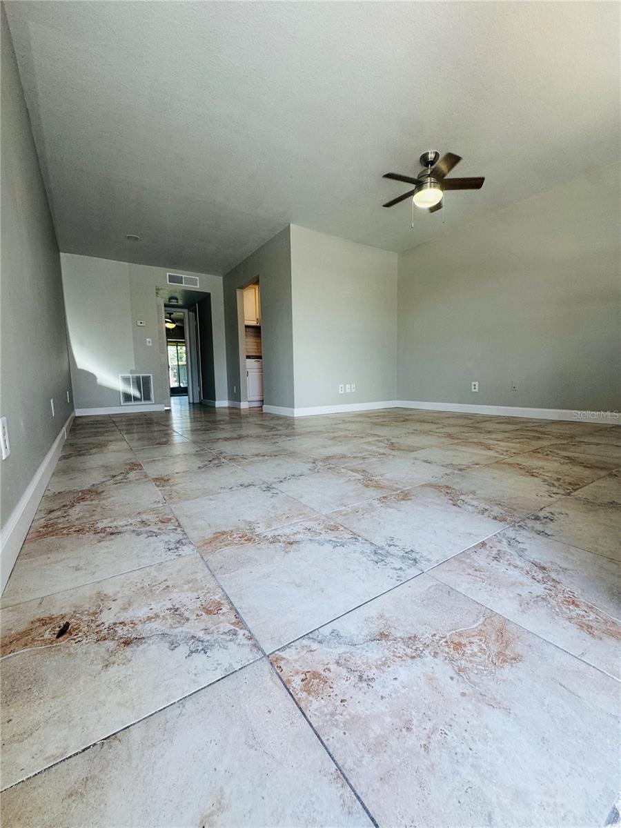24862 US HIGHWAY 19 N 2105
