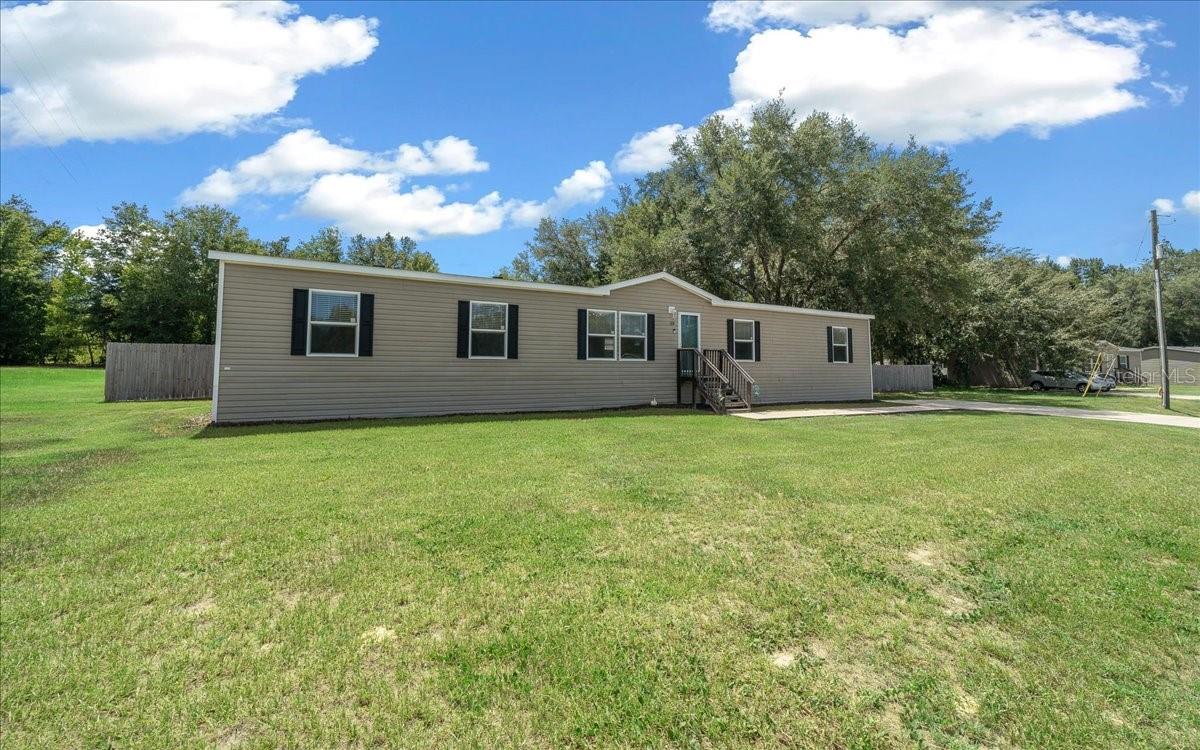 38 SE 70TH CIRCLE