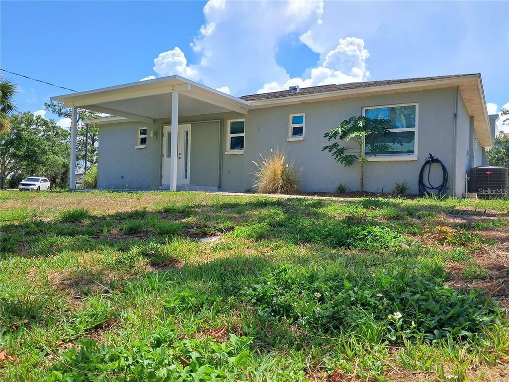 Photo of 8730 Filson Place, Sarasota, FL 34231 (MLS # A4675511)