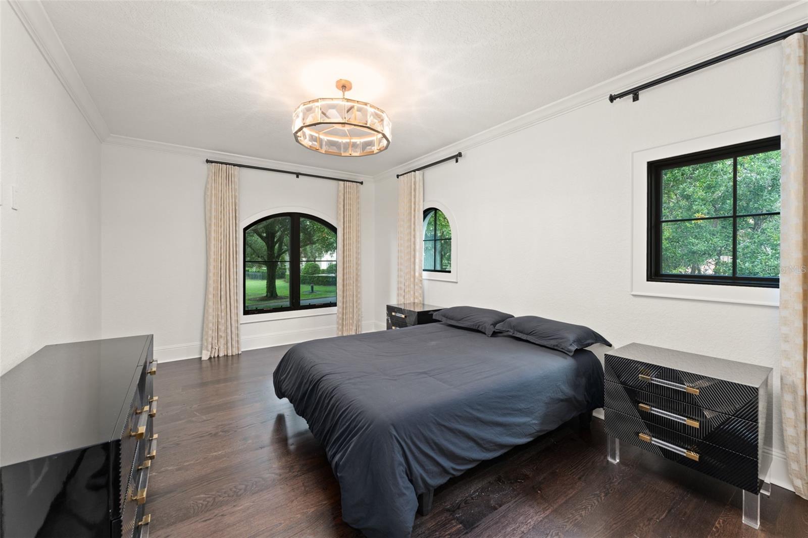 ISLEWORTH - Residential