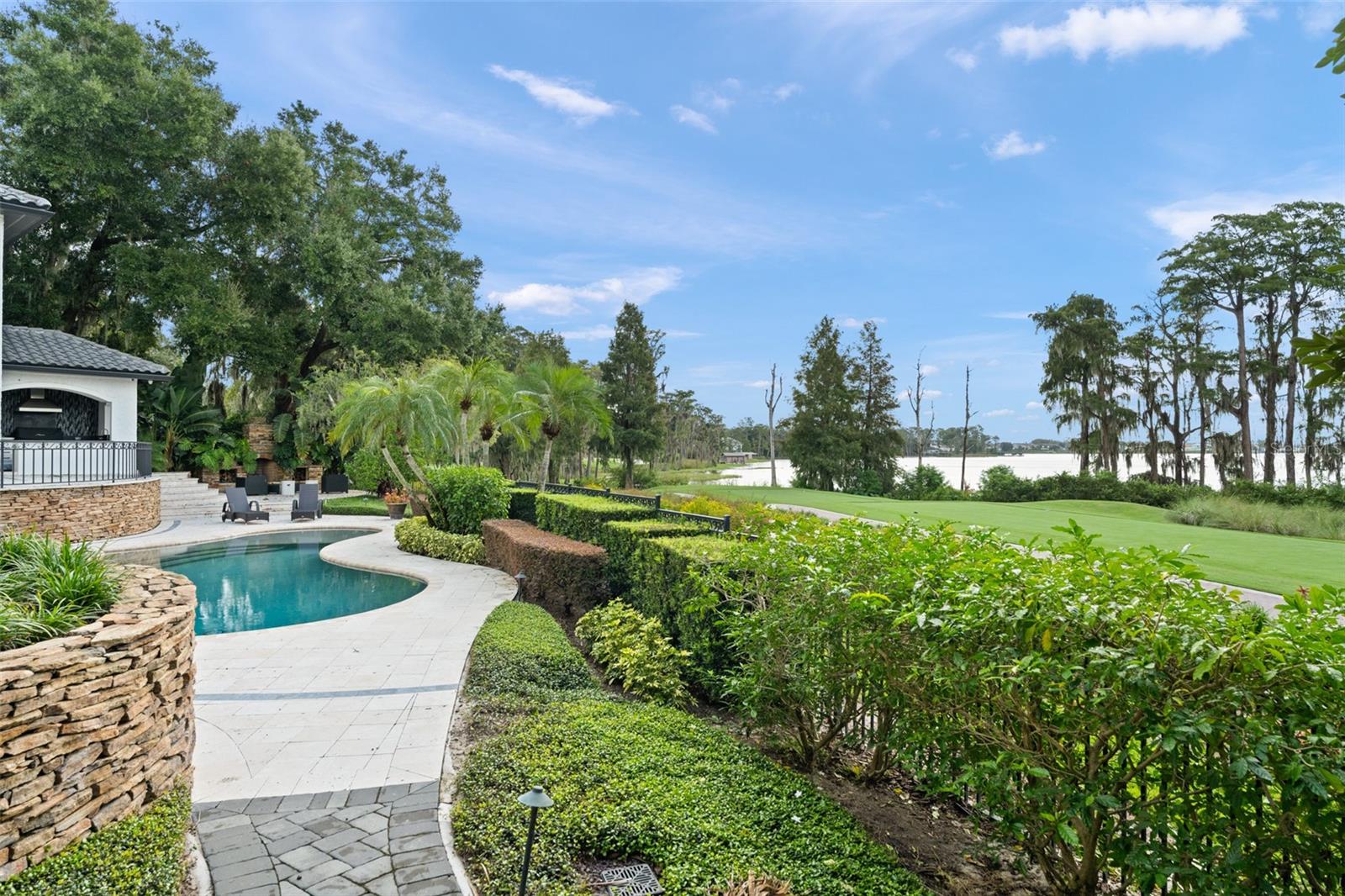 ISLEWORTH - Residential