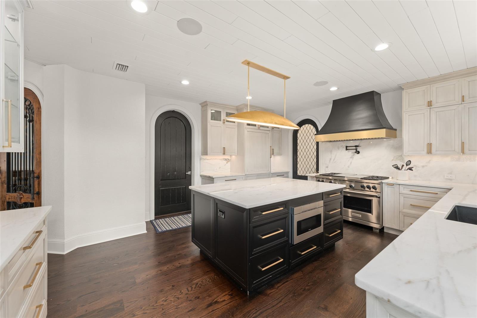 ISLEWORTH - Residential