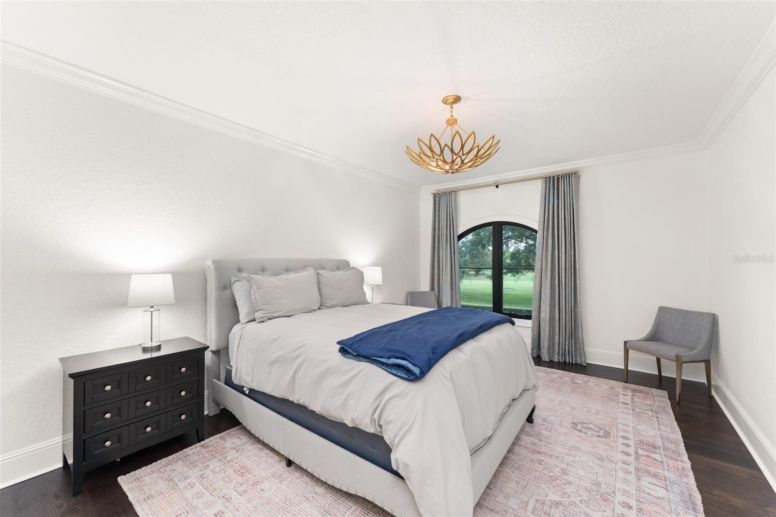ISLEWORTH - Residential