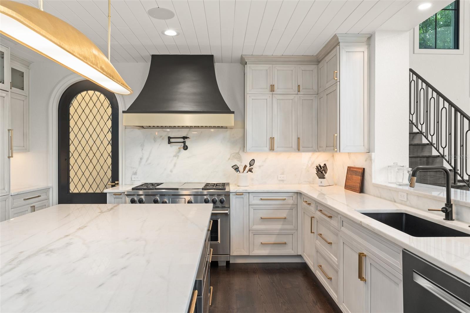 ISLEWORTH - Residential