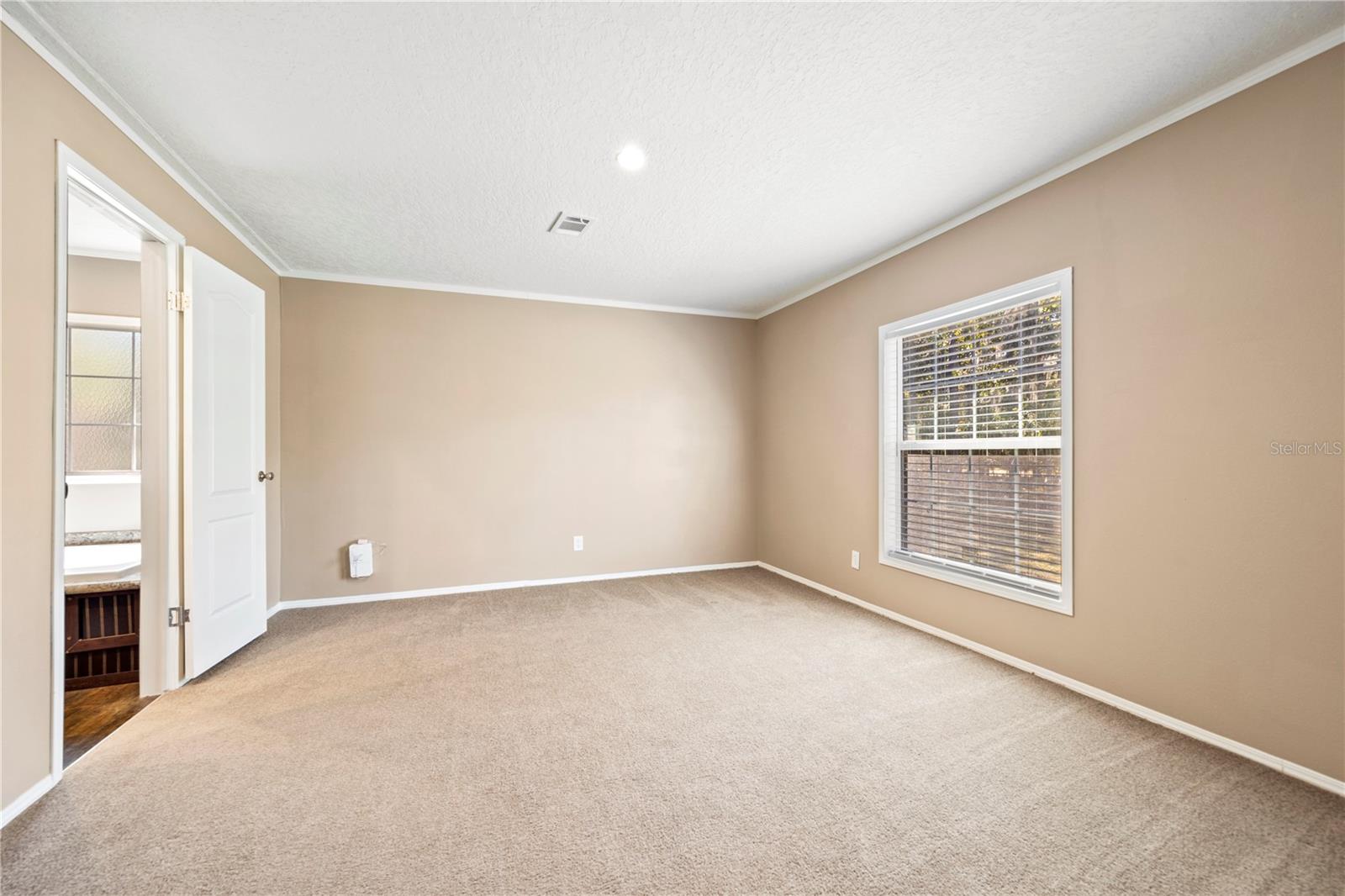 INTERLACHEN LAKE ESTATES - Residential