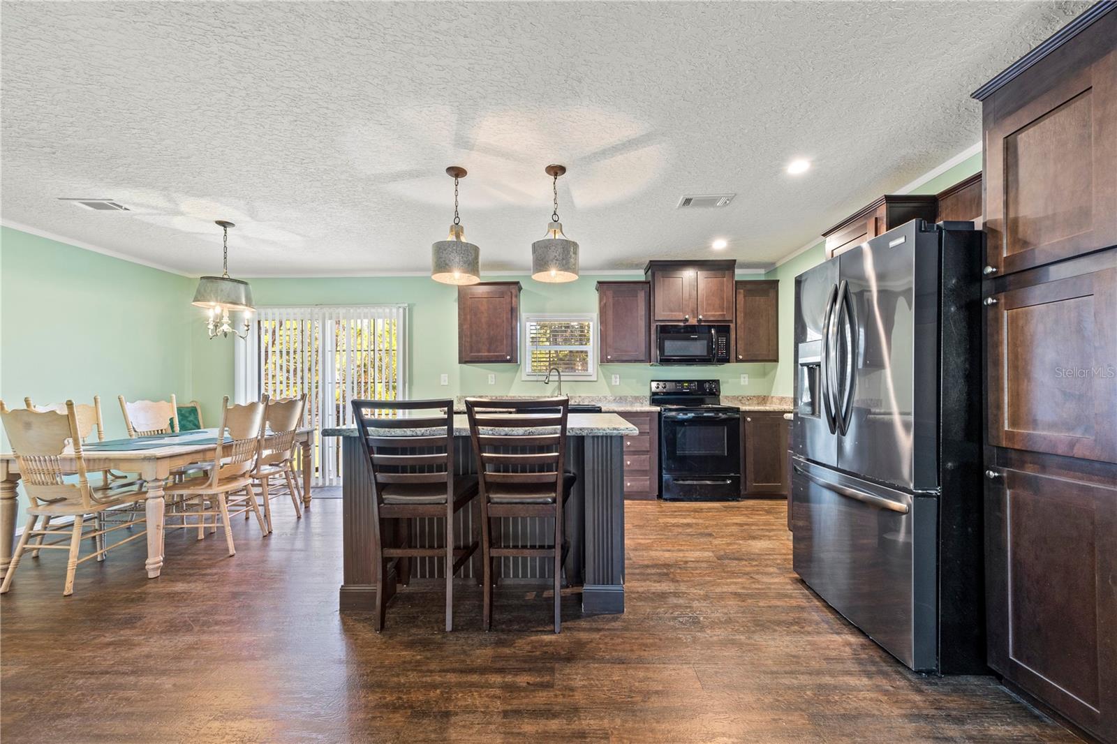 INTERLACHEN LAKE ESTATES - Residential