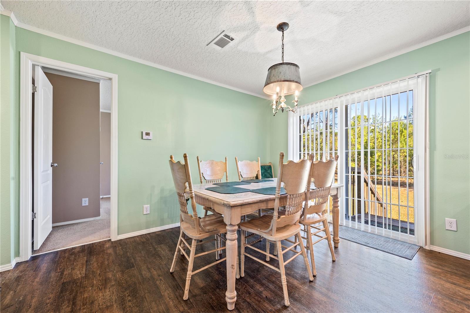 INTERLACHEN LAKE ESTATES - Residential