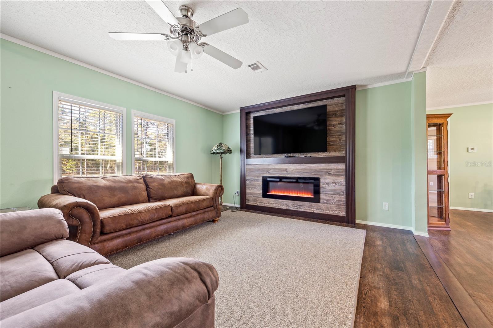 INTERLACHEN LAKE ESTATES - Residential