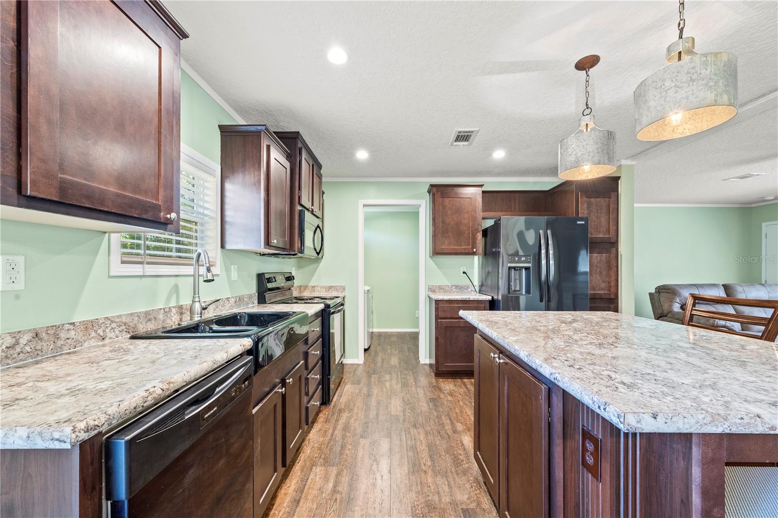 INTERLACHEN LAKE ESTATES - Residential