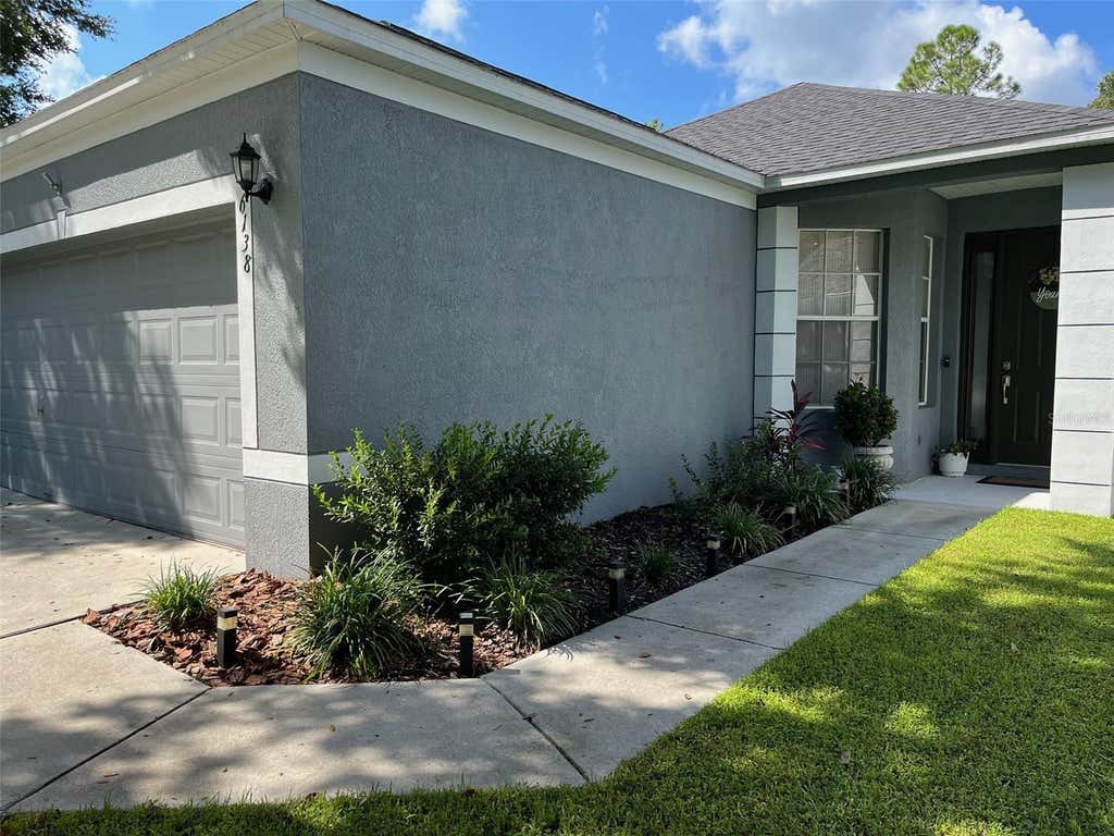 Photo of 6138 Kiteridge Drive, Lithia, FL 33547 (MLS # TB8538107)