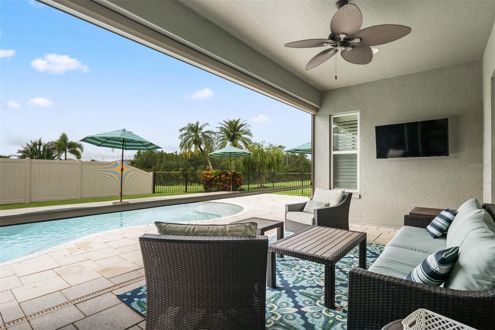 PROMENADE AT LAKE PARK PH - Residential