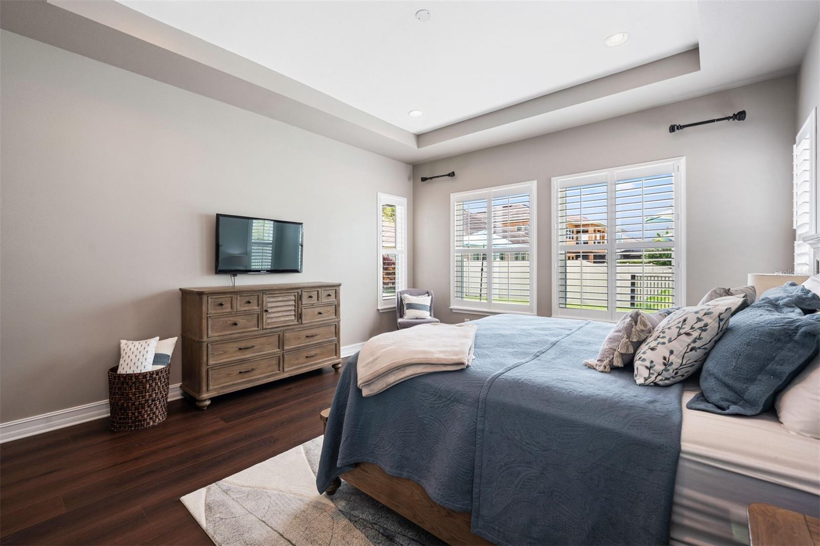 PROMENADE AT LAKE PARK PH - Residential