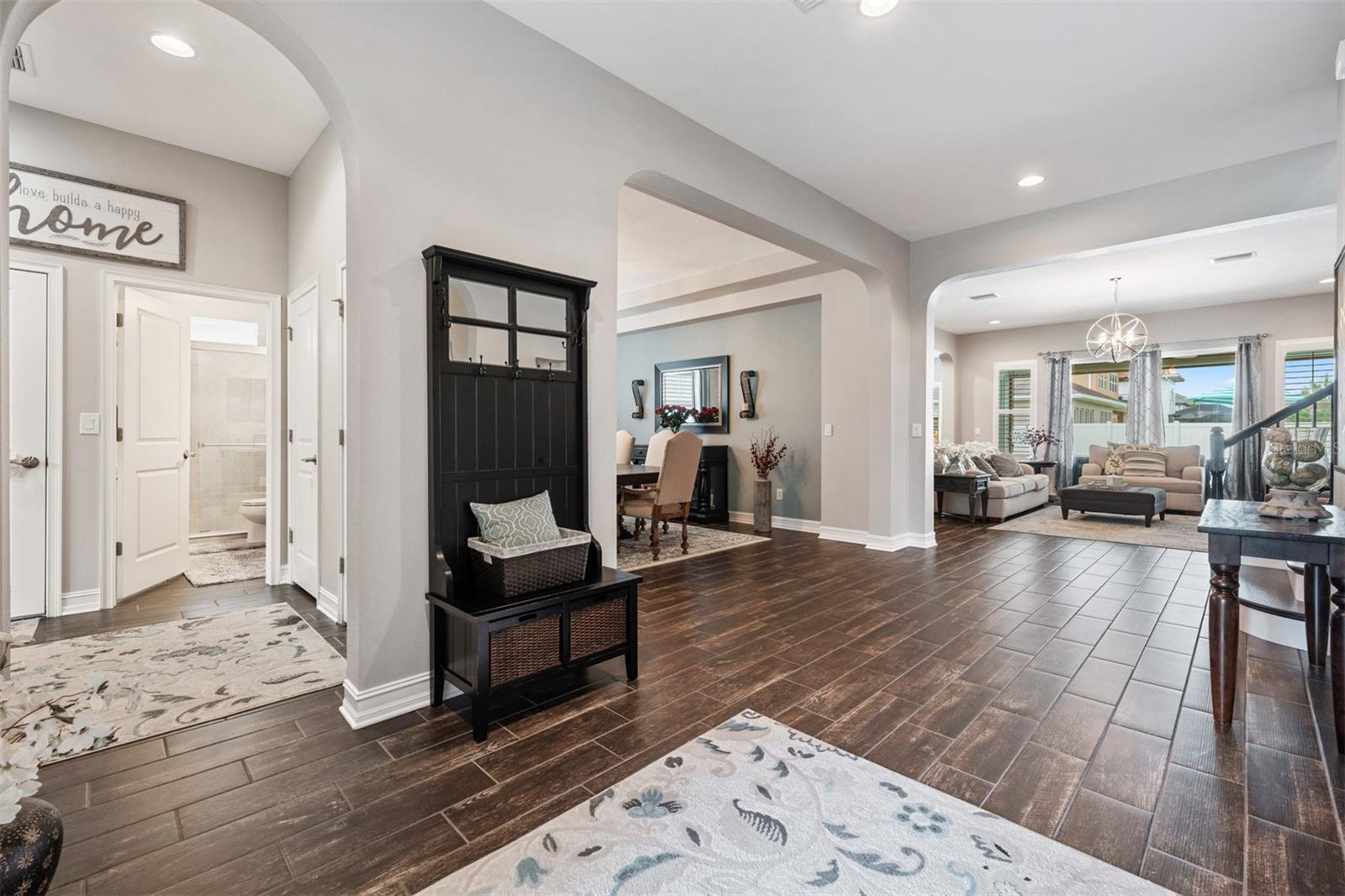 PROMENADE AT LAKE PARK PH - Residential