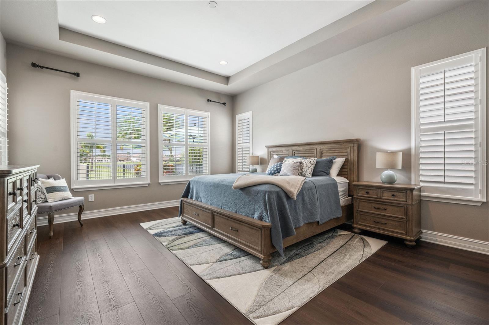 PROMENADE AT LAKE PARK PH - Residential