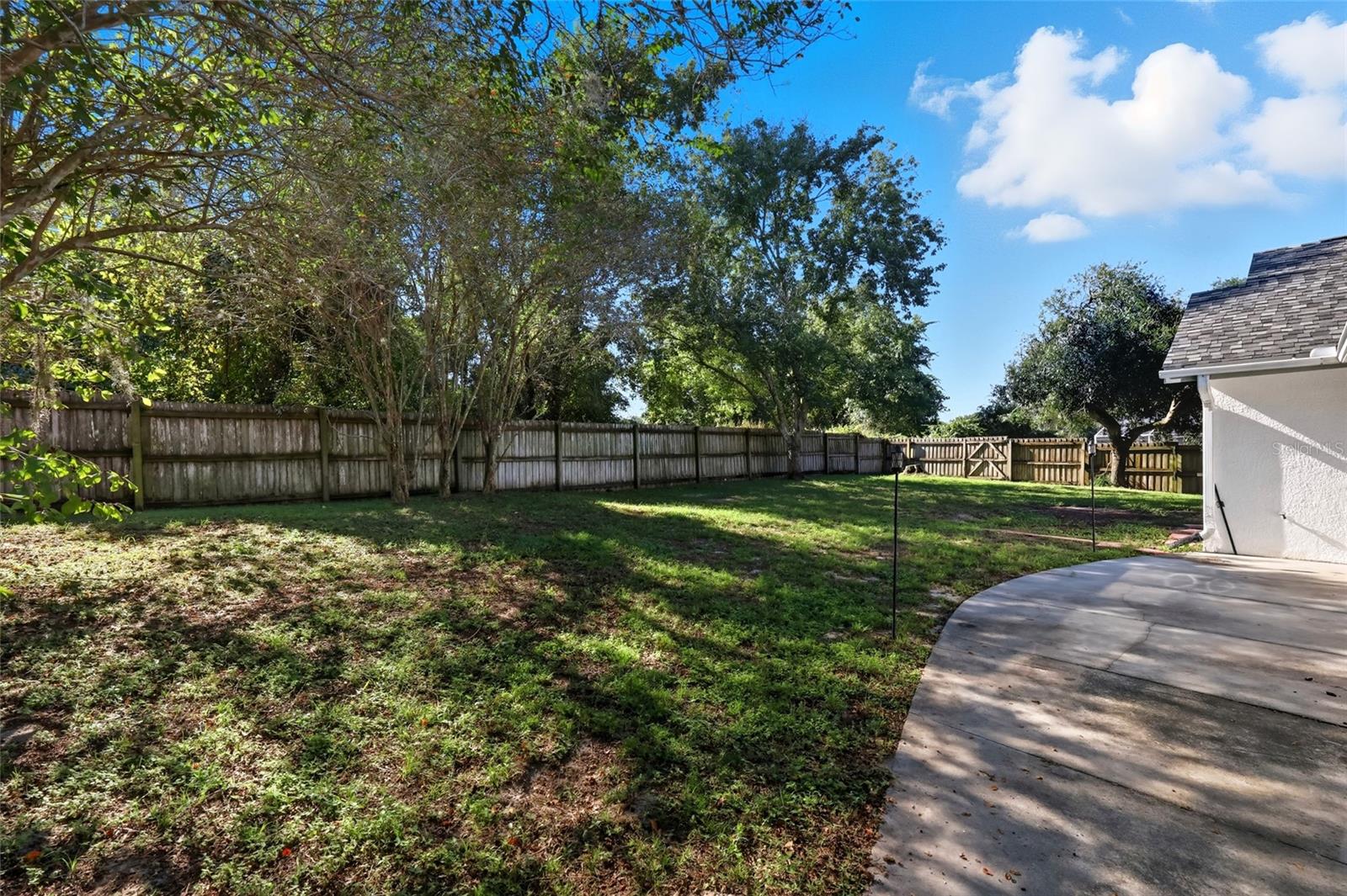 GROVELAND HIDDEN LAKES ESTATES - Residential