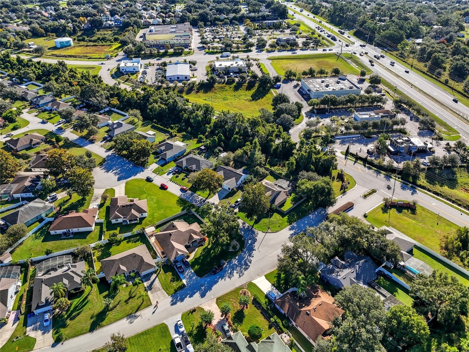 GROVELAND HIDDEN LAKES ESTATES - Residential