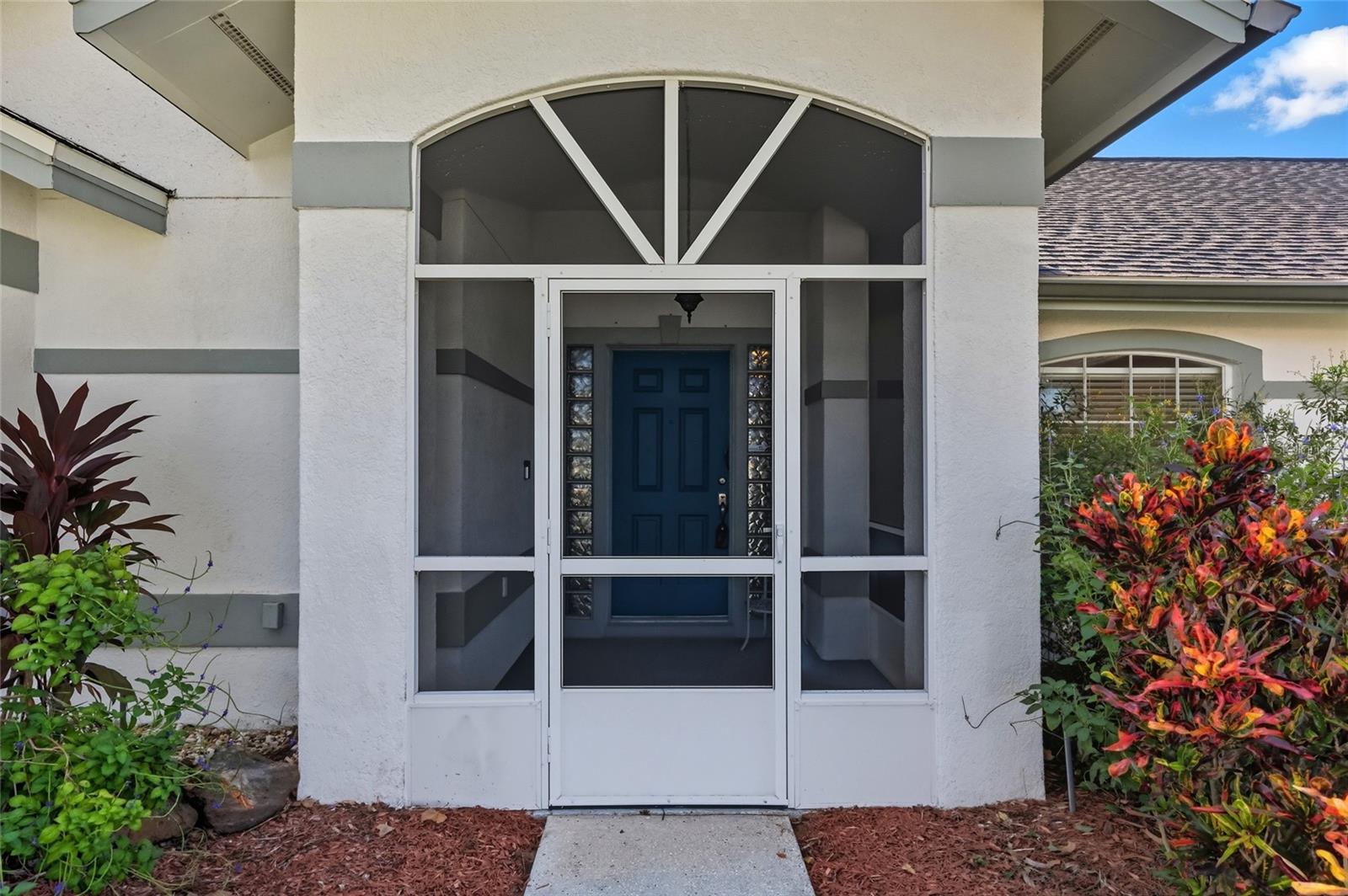 GROVELAND HIDDEN LAKES ESTATES - Residential