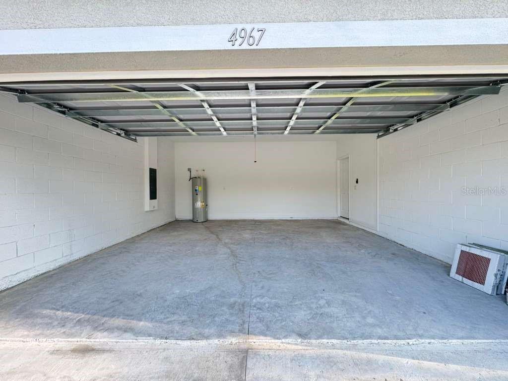 MARION OAKS UN 09 - Residential Lease