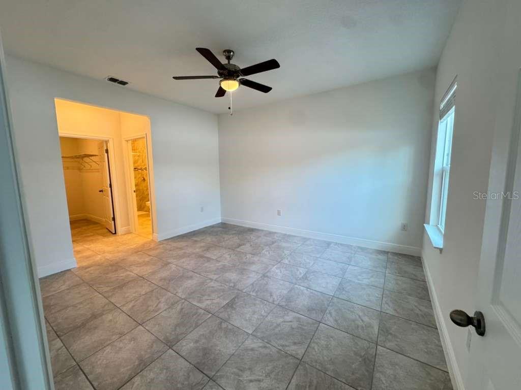 MARION OAKS UN 09 - Residential Lease