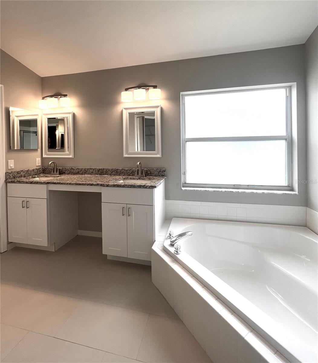 CALUSA TRACE UNIT ONE - Residential