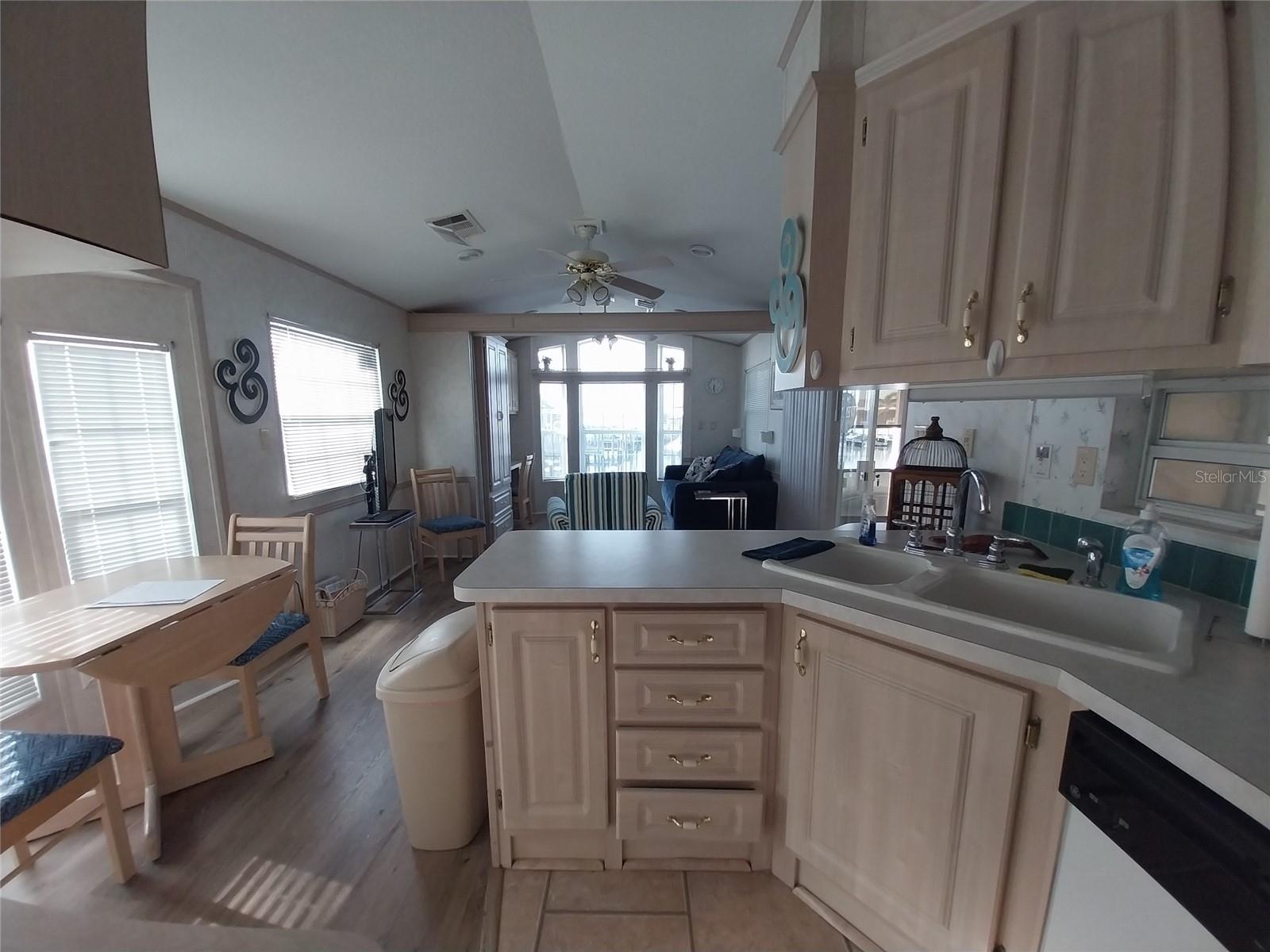 TROPIC ISLES CO-OP - Residential Lease