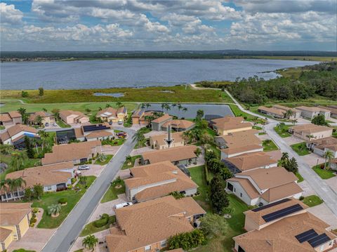 A home in LAKE WALES