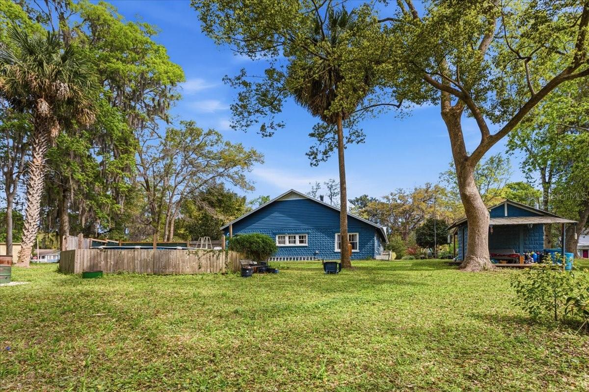 G M WHETSTONE ESTATE ADD TO H S - Residential