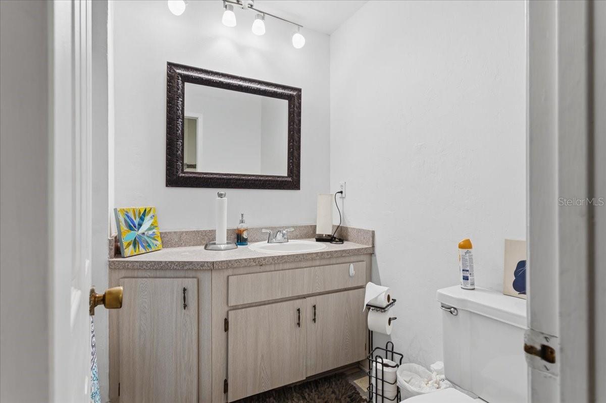 G M WHETSTONE ESTATE ADD TO H S - Residential