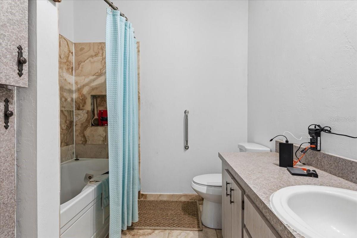 G M WHETSTONE ESTATE ADD TO H S - Residential