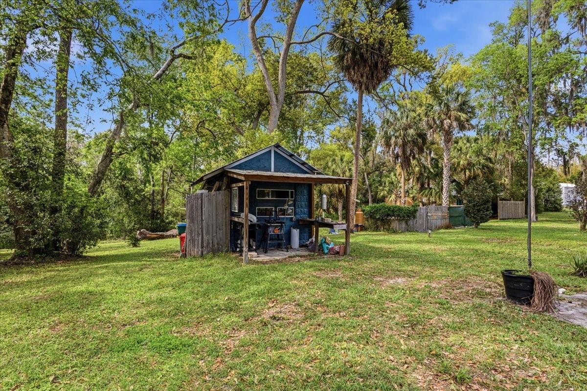 G M WHETSTONE ESTATE ADD TO H S - Residential