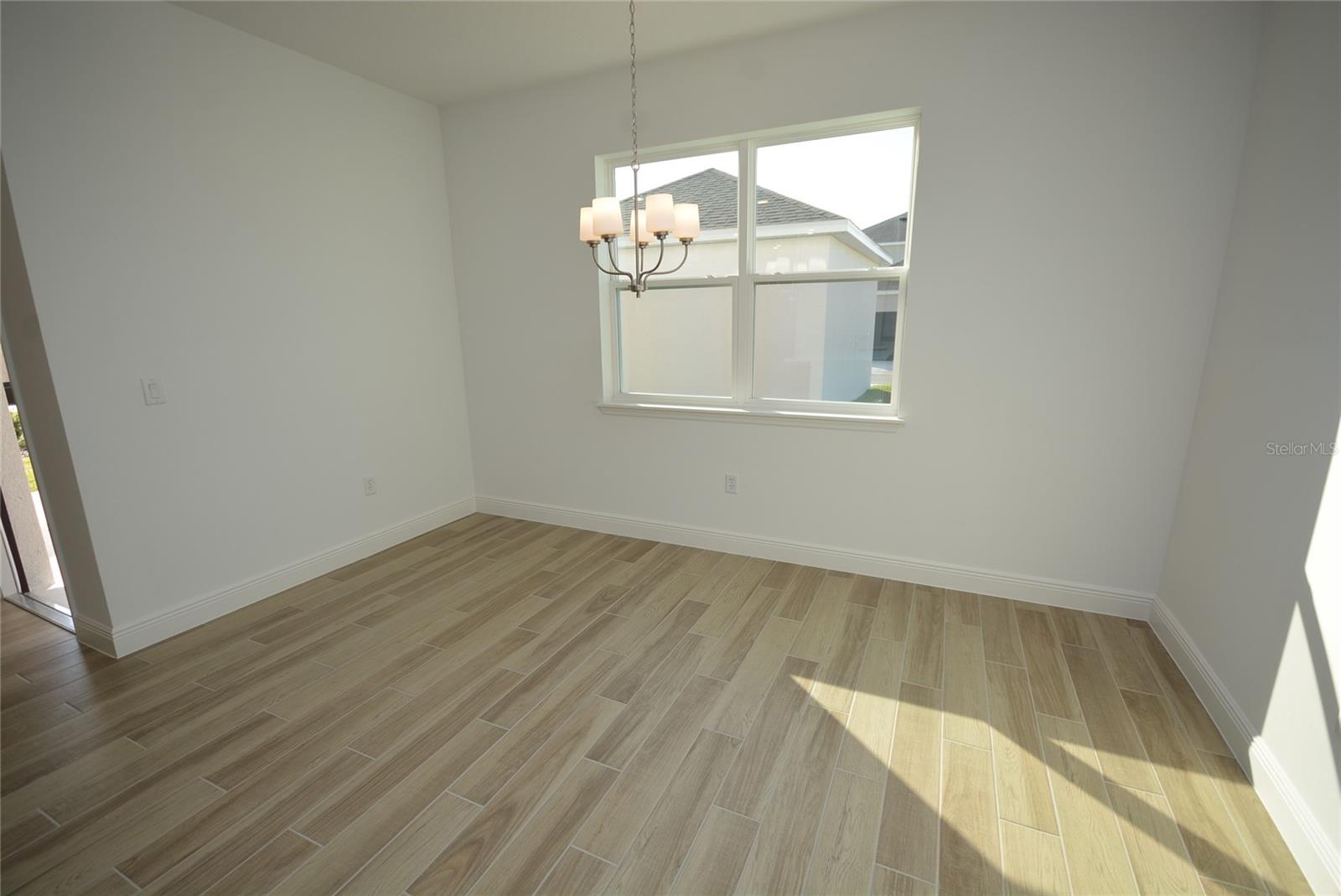 CROSSROADS/KELLY PK PH 1A - Residential Lease