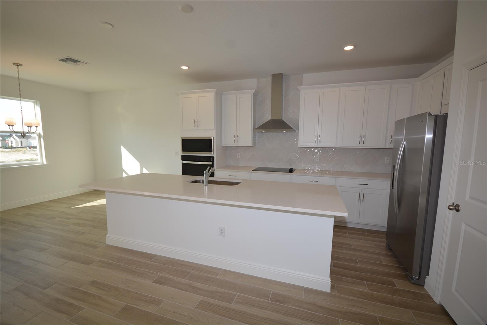 CROSSROADS/KELLY PK PH 1A - Residential Lease