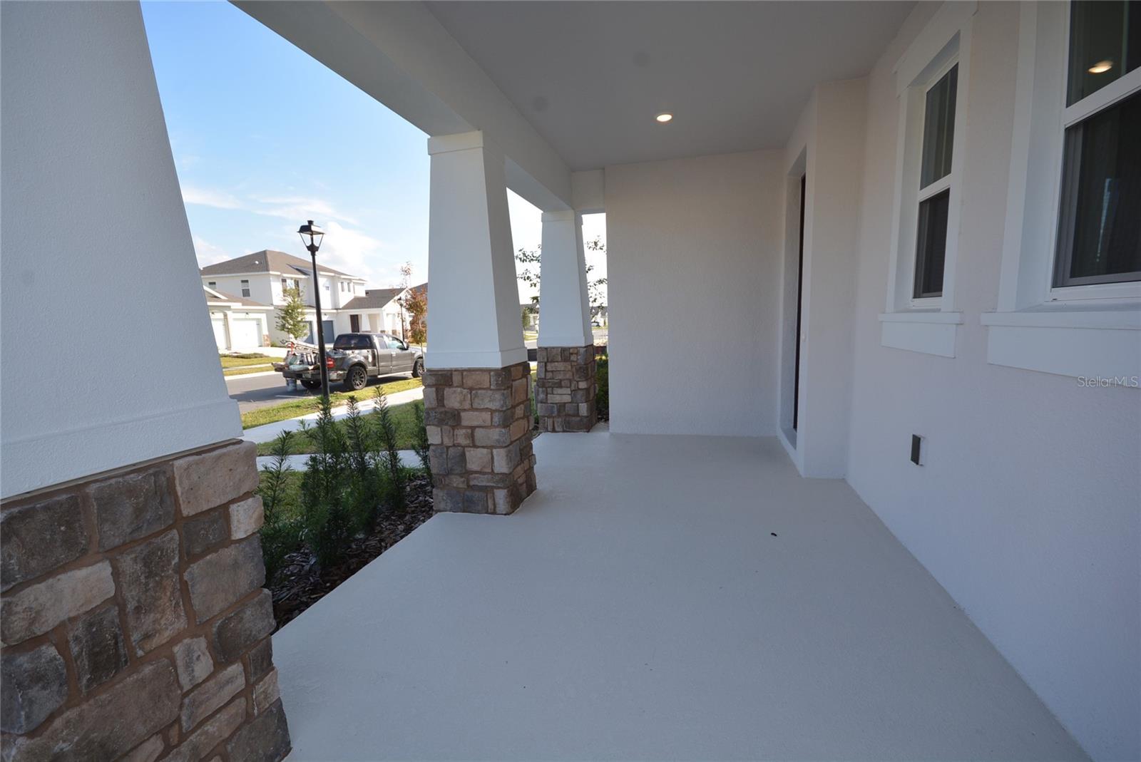 CROSSROADS/KELLY PK PH 1A - Residential Lease