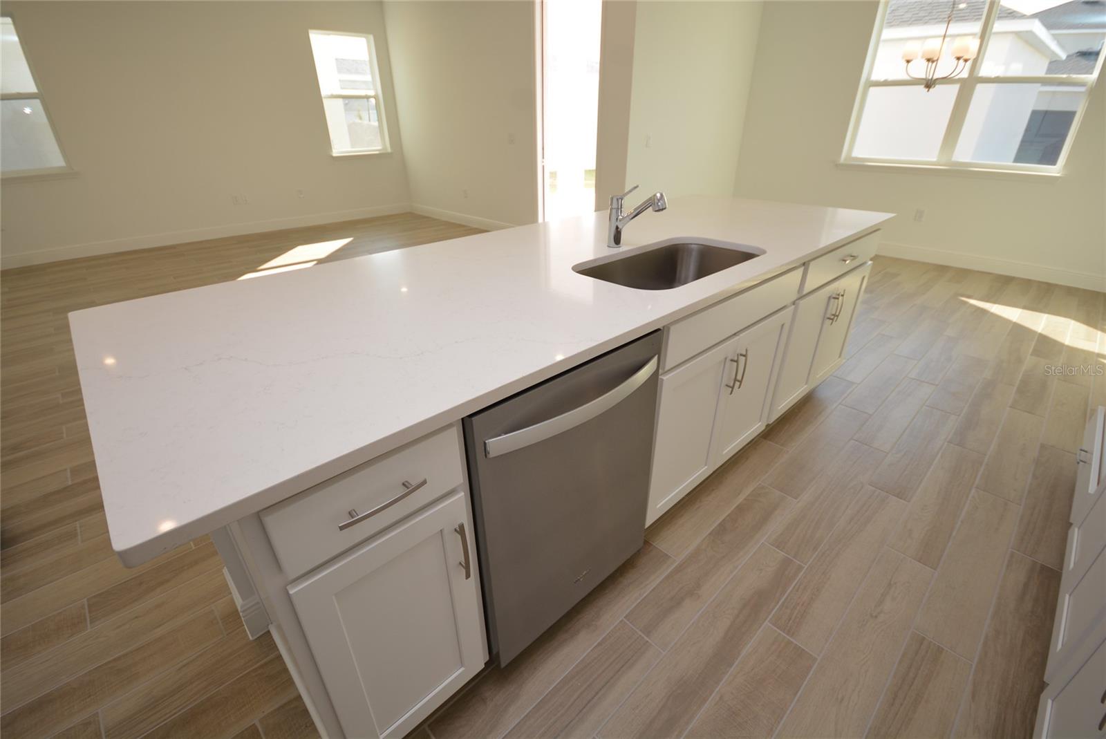 CROSSROADS/KELLY PK PH 1A - Residential Lease