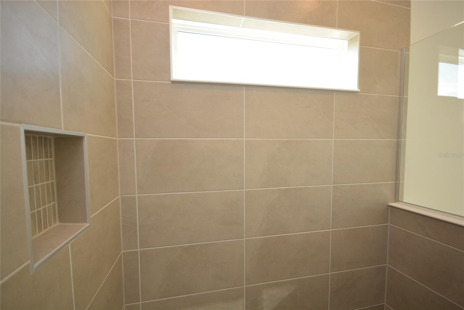 CROSSROADS/KELLY PK PH 1A - Residential Lease