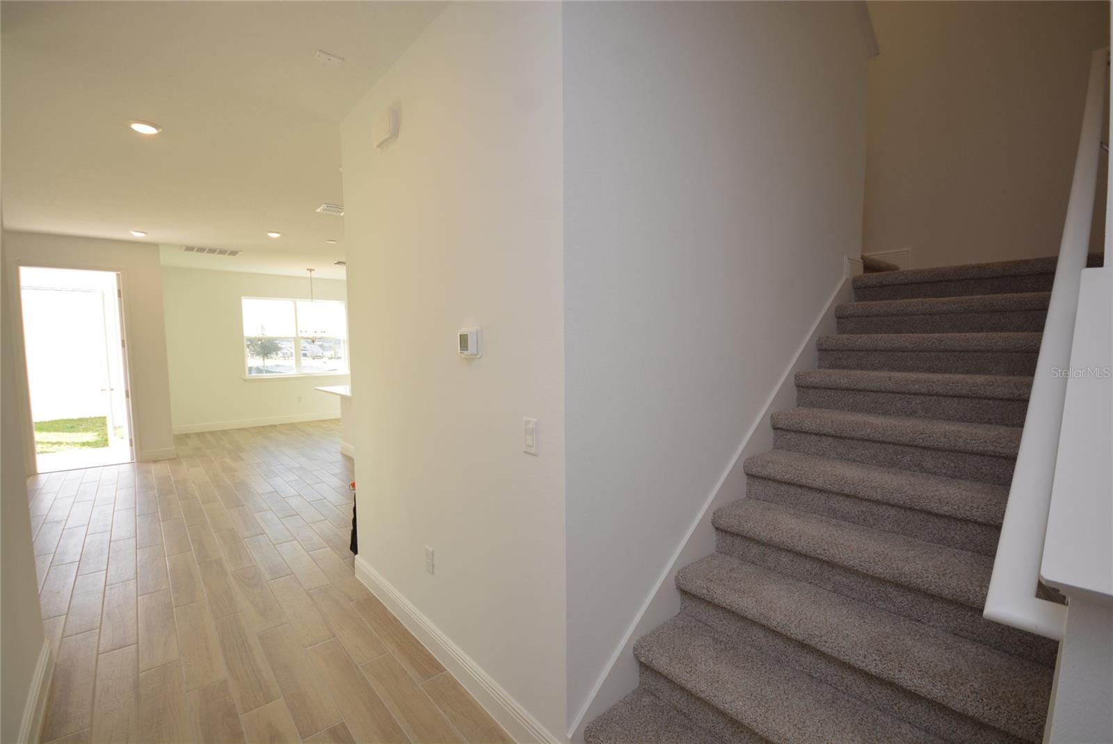 CROSSROADS/KELLY PK PH 1A - Residential Lease