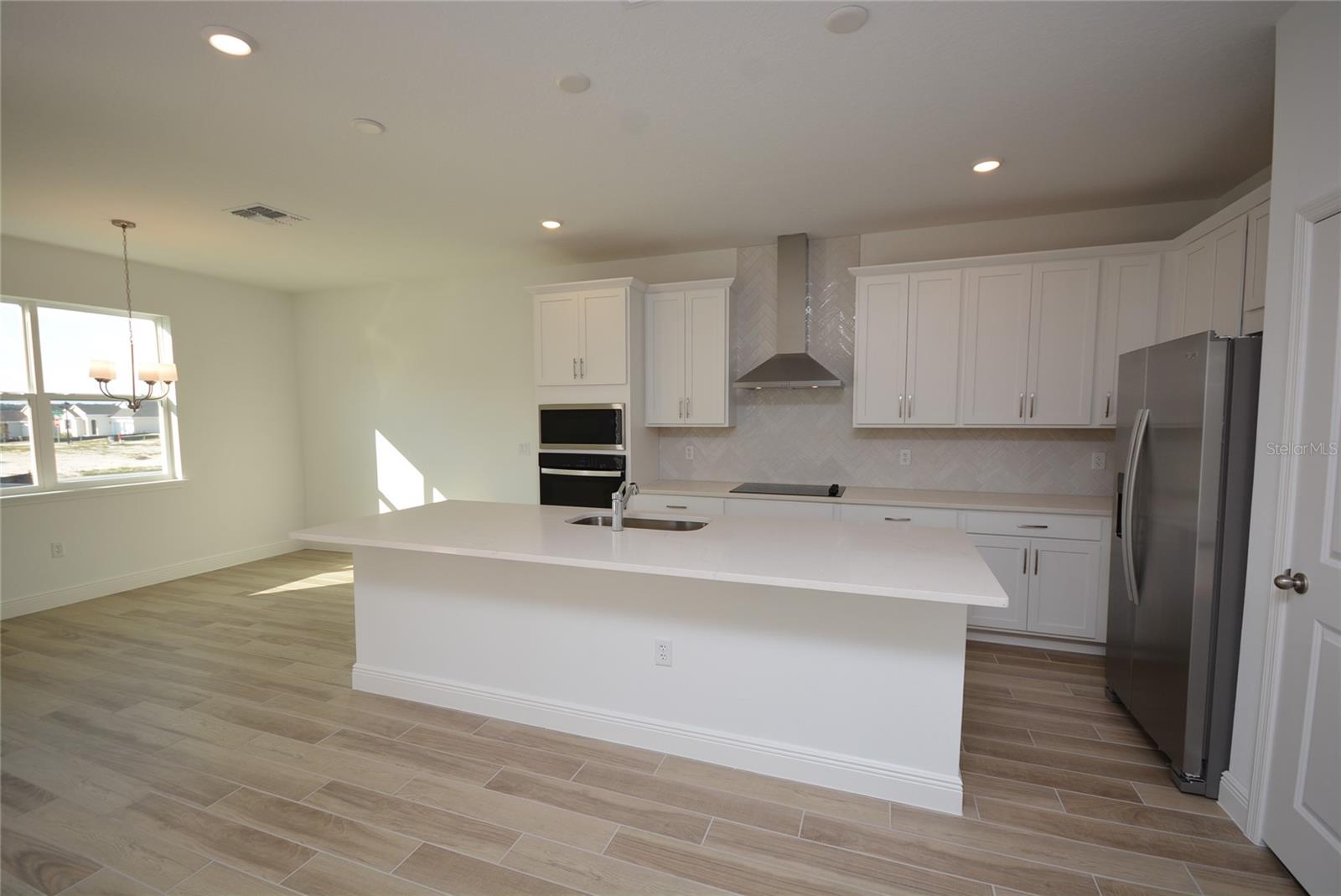 CROSSROADS/KELLY PK PH 1A - Residential Lease