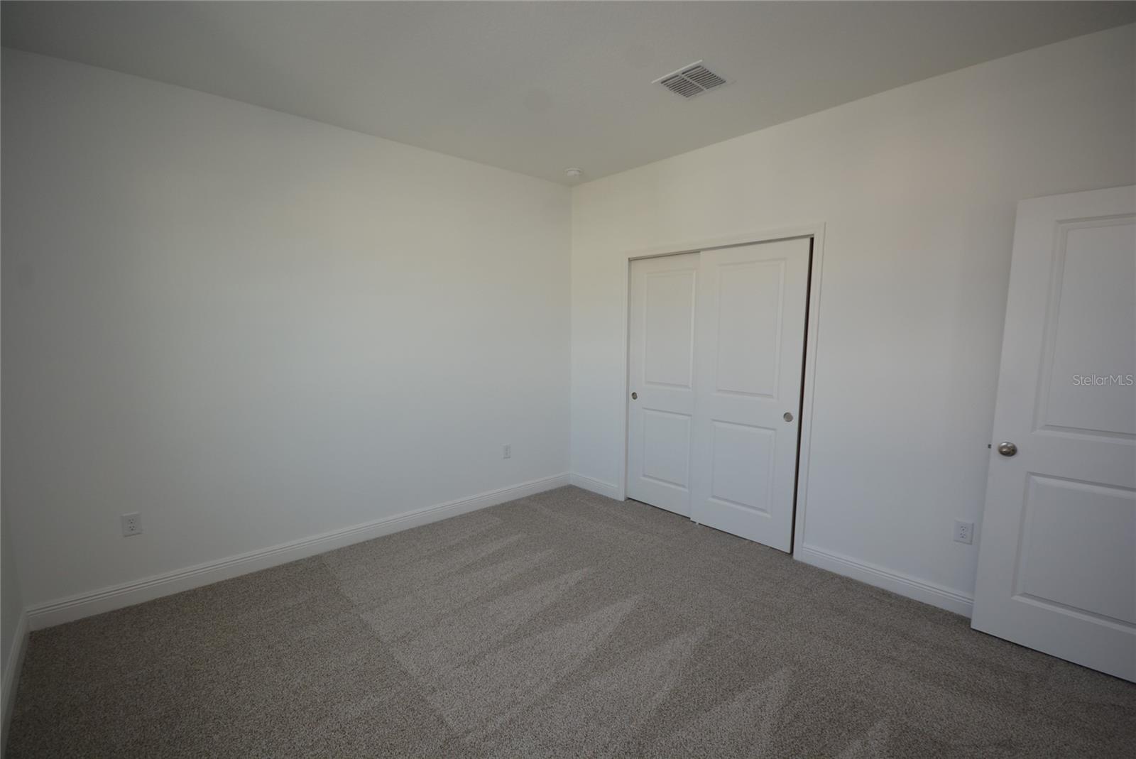 CROSSROADS/KELLY PK PH 1A - Residential Lease