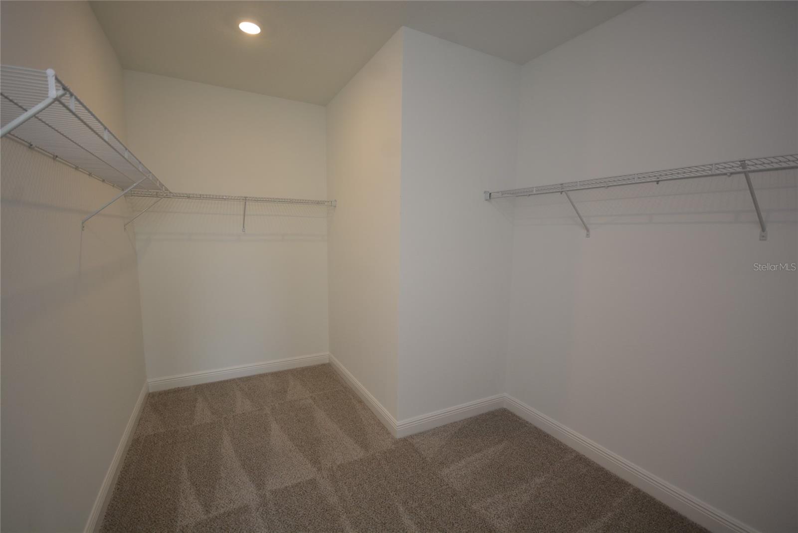 CROSSROADS/KELLY PK PH 1A - Residential Lease