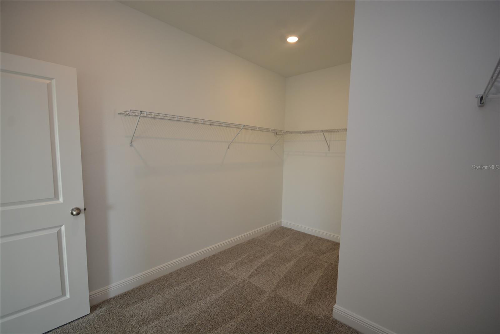 CROSSROADS/KELLY PK PH 1A - Residential Lease