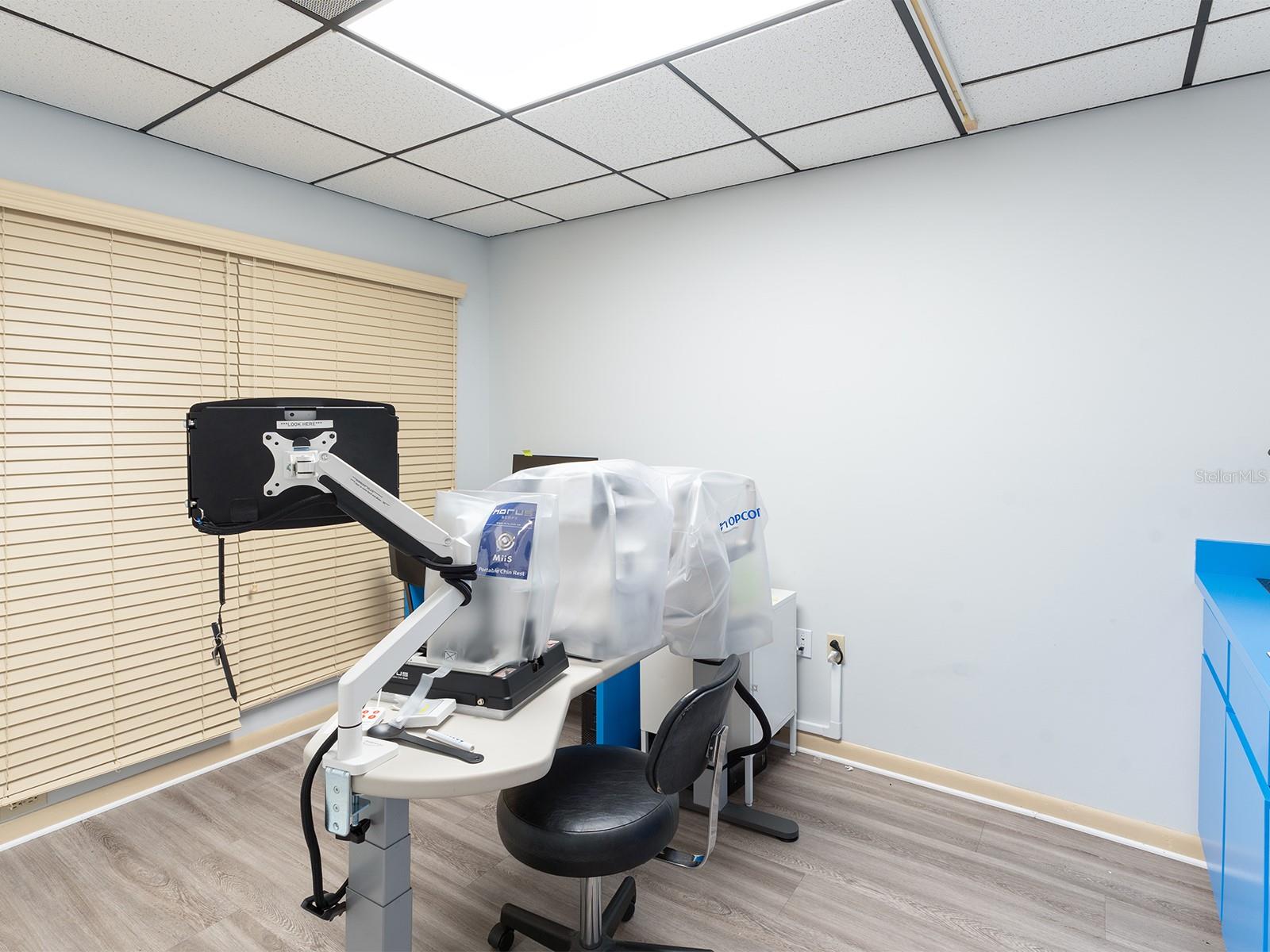 SCOTTS LAKELAND HEIGHTS - Commercial Sale