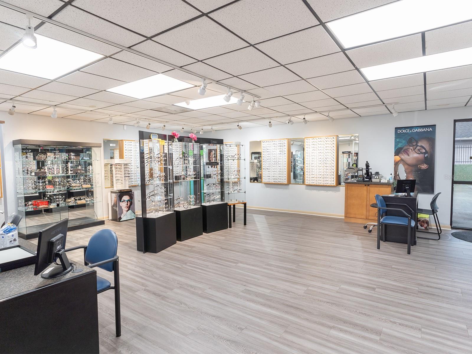 SCOTTS LAKELAND HEIGHTS - Commercial Sale