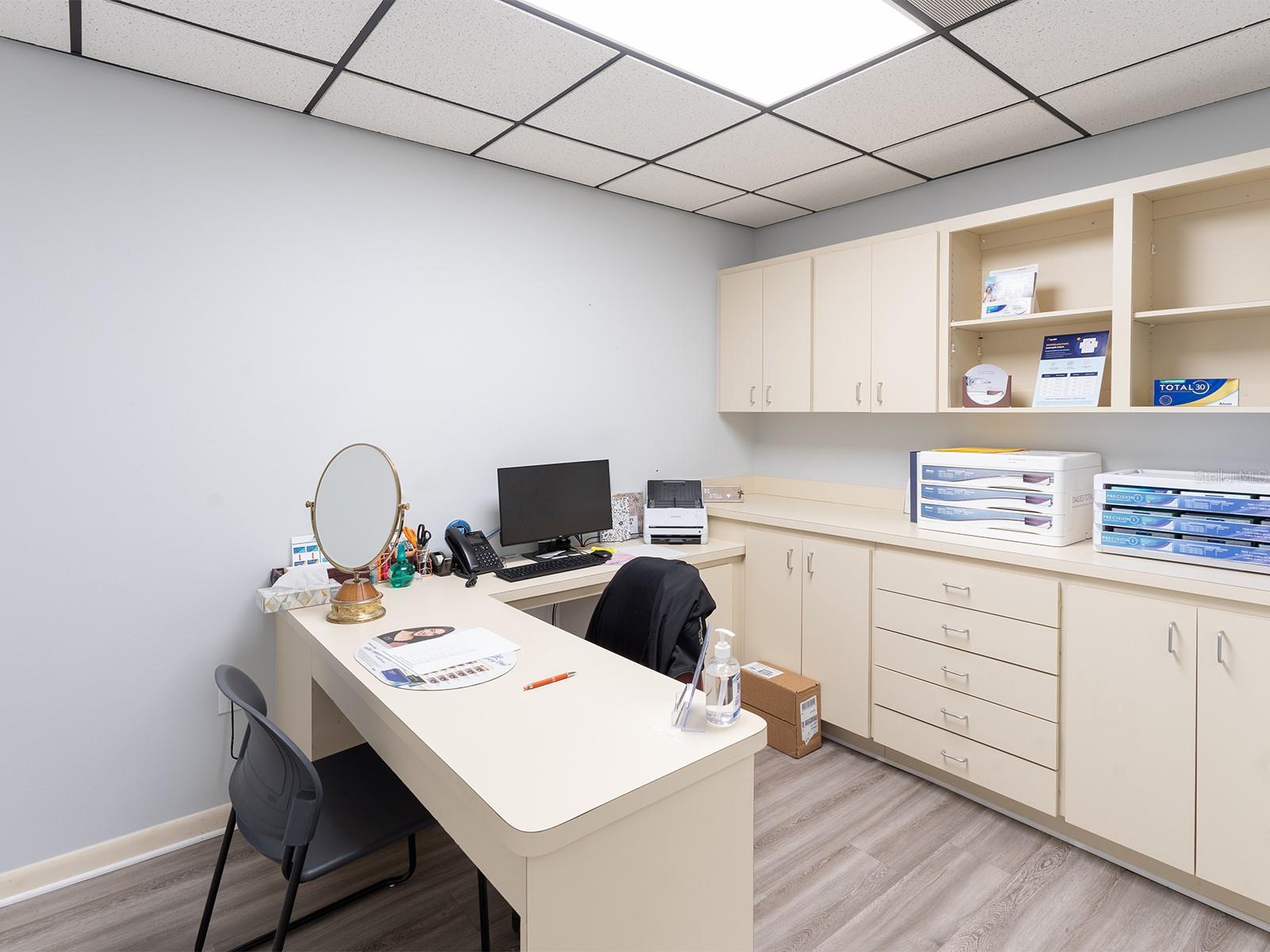 SCOTTS LAKELAND HEIGHTS - Commercial Sale