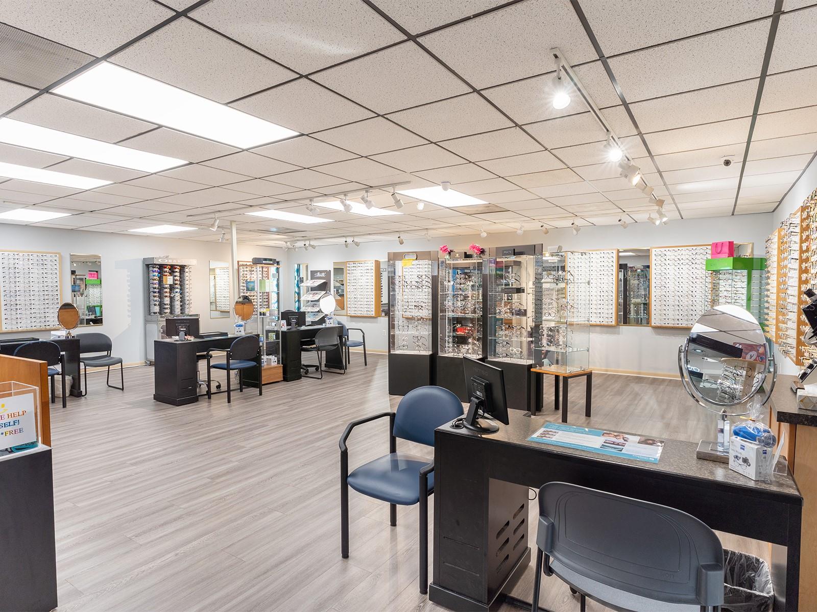 SCOTTS LAKELAND HEIGHTS - Commercial Sale