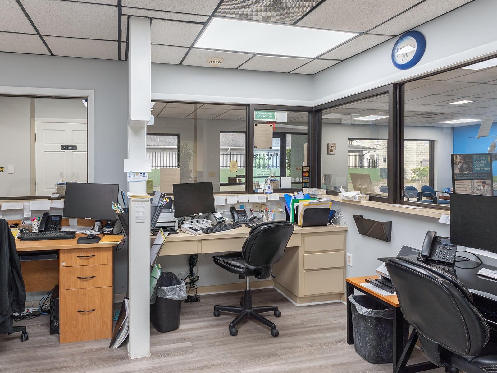 SCOTTS LAKELAND HEIGHTS - Commercial Sale