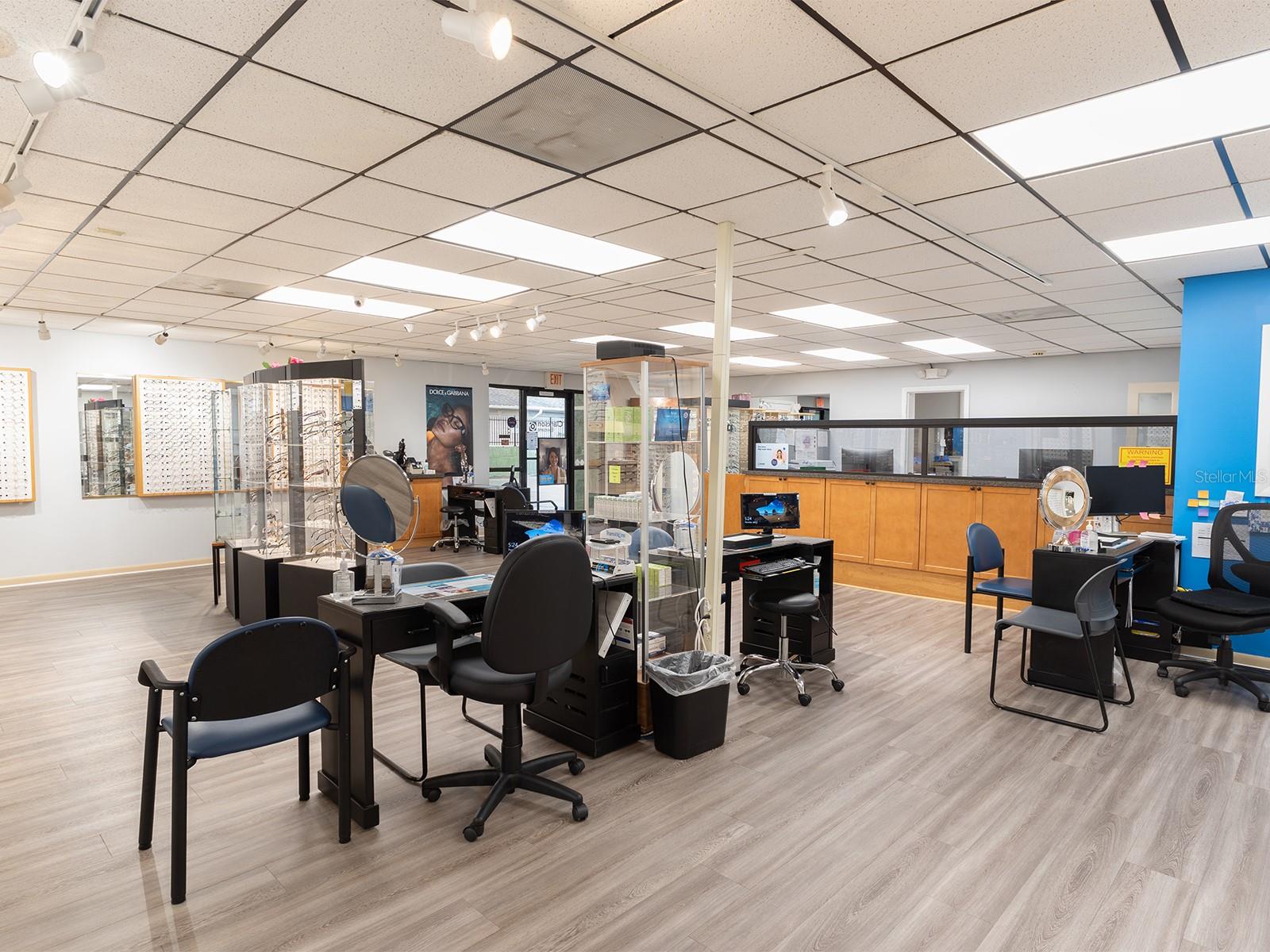 SCOTTS LAKELAND HEIGHTS - Commercial Sale