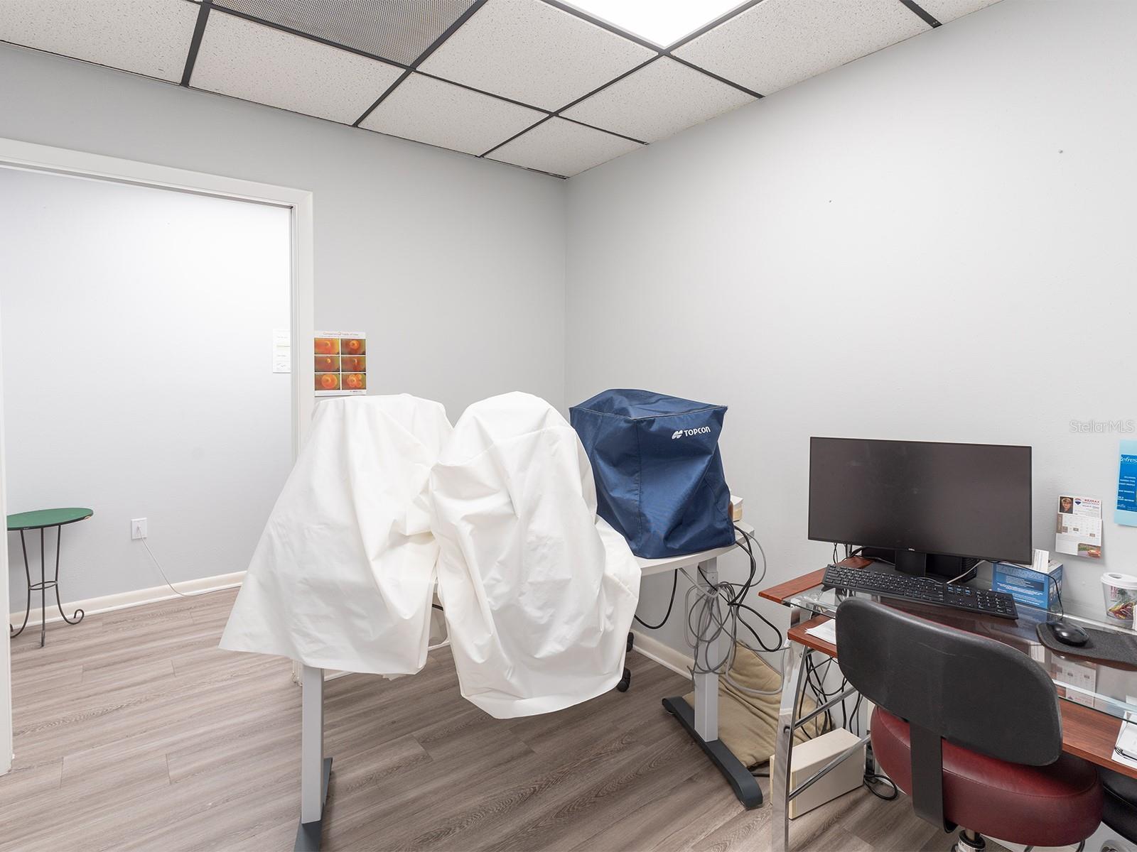 SCOTTS LAKELAND HEIGHTS - Commercial Sale