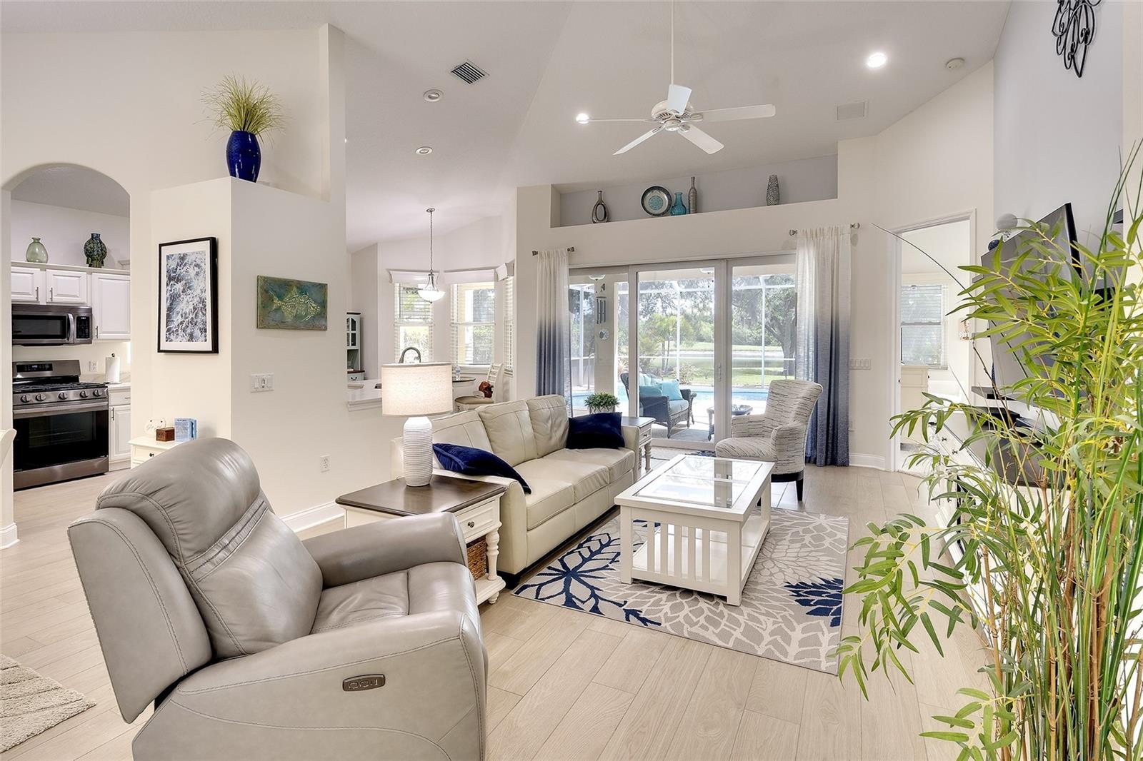 TARA PRESERVE/TAILFEATHER WAY AT TARA - Residential