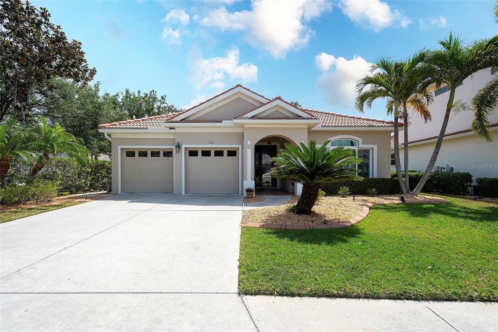 Photo of 6711 Tailfeather Way, Bradenton, FL 34203 (MLS # A4692332)