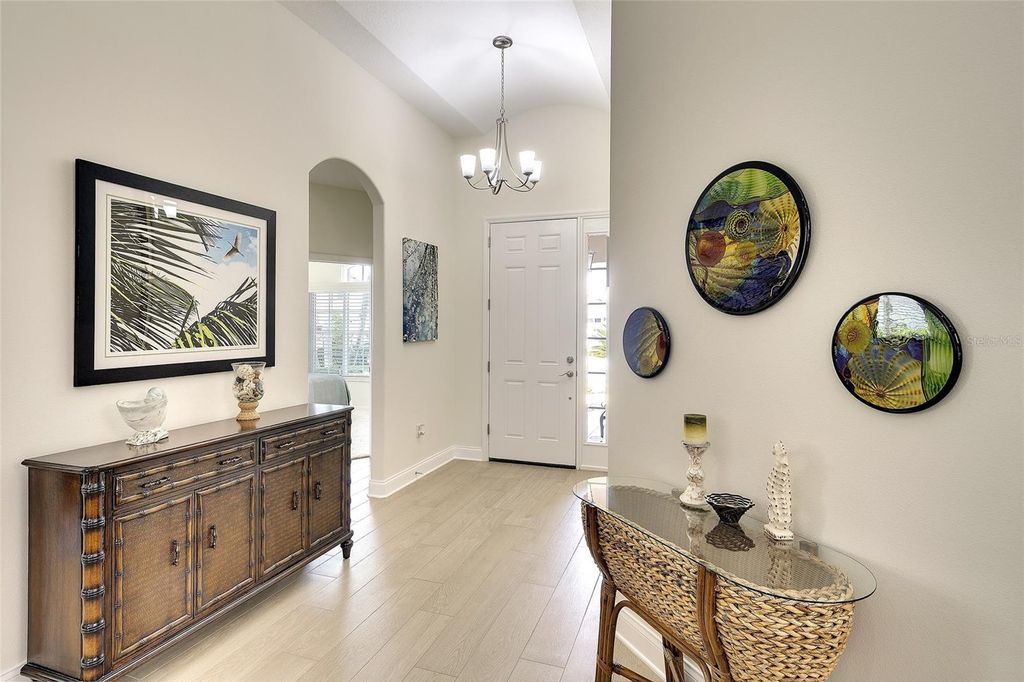 Photo of 6711 Tailfeather Way, Bradenton, FL 34203 (MLS # A4692332)